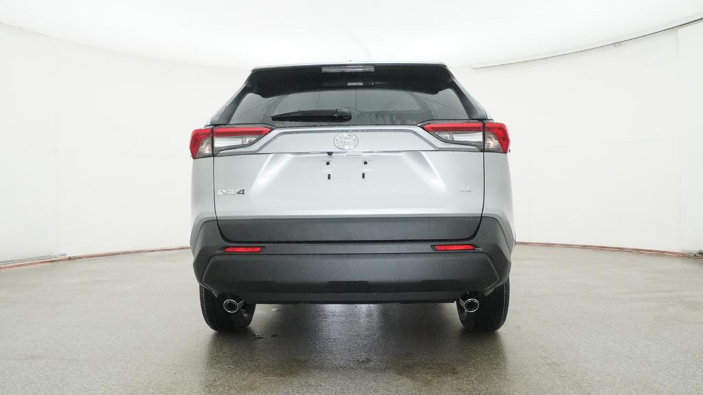 2025 Toyota RAV4 LE photo 17