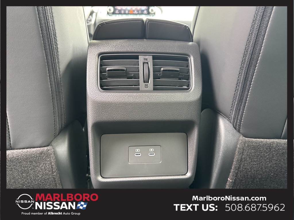 2026 Nissan Rogue SV photo 20
