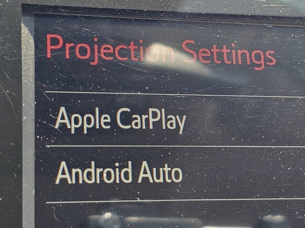 2020 Toyota Camry XSE photo 3