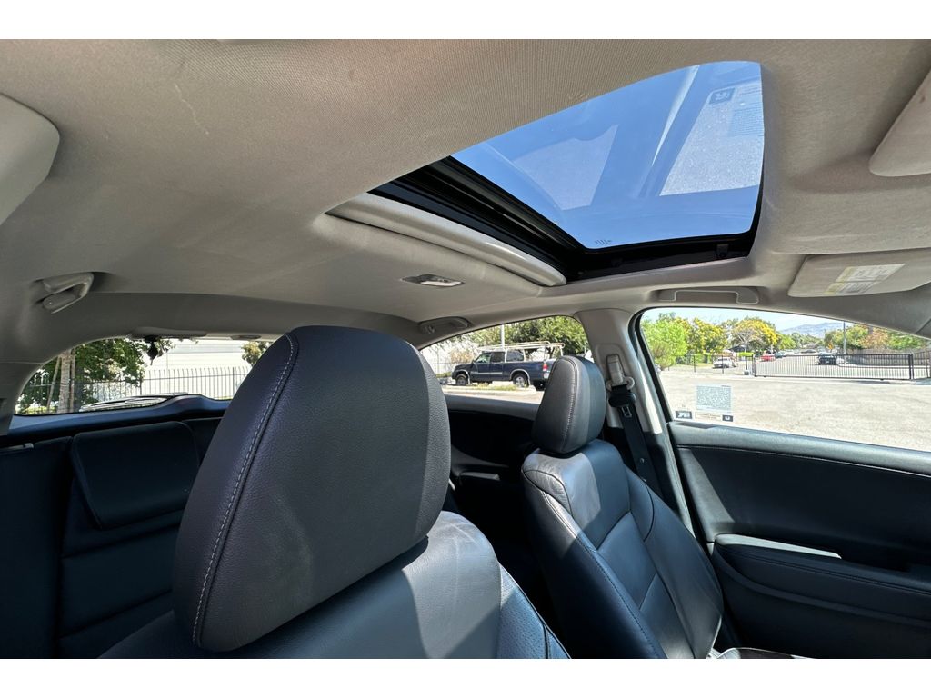 2018 Honda HR-V EX-L photo 18
