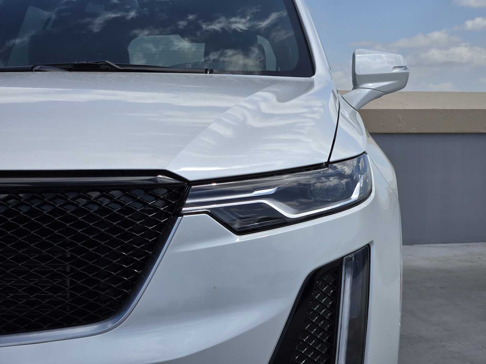 2025 Cadillac XT6 Sport photo 5
