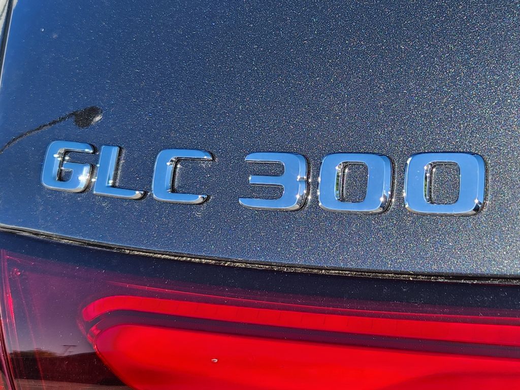 2026 Mercedes Benz GLC 300 4MATIC photo 10