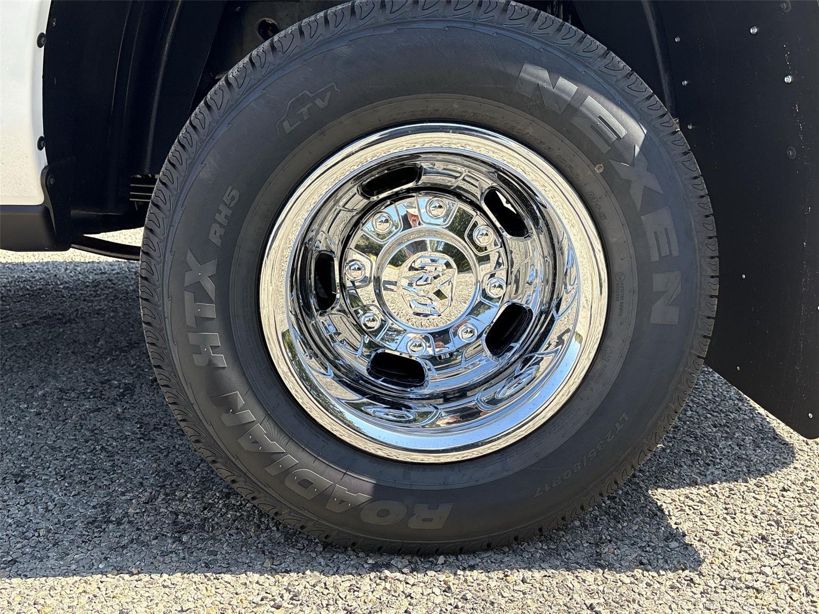 2026 Ram 3500 Tradesman photo 10