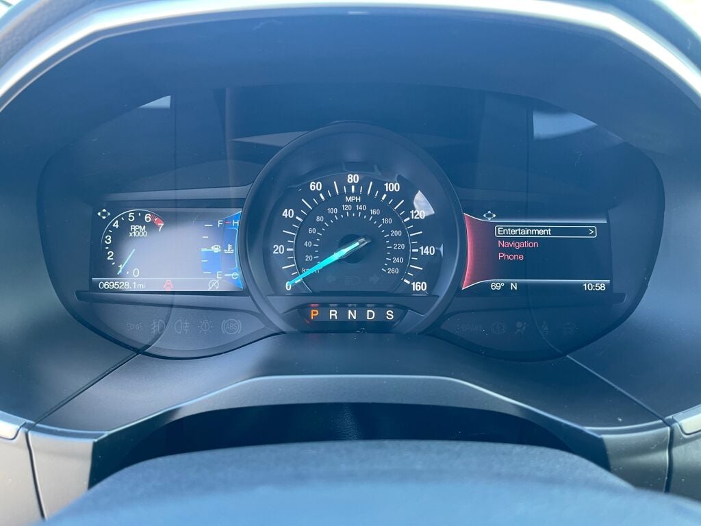 2020 Ford Edge ST photo 15