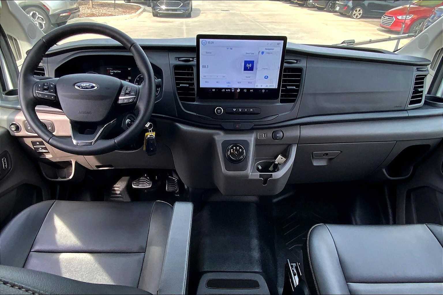 2023 Ford Transit photo 14