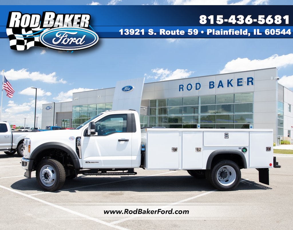 2024 Ford F-450 Super Duty Chassis Cab XL's photo