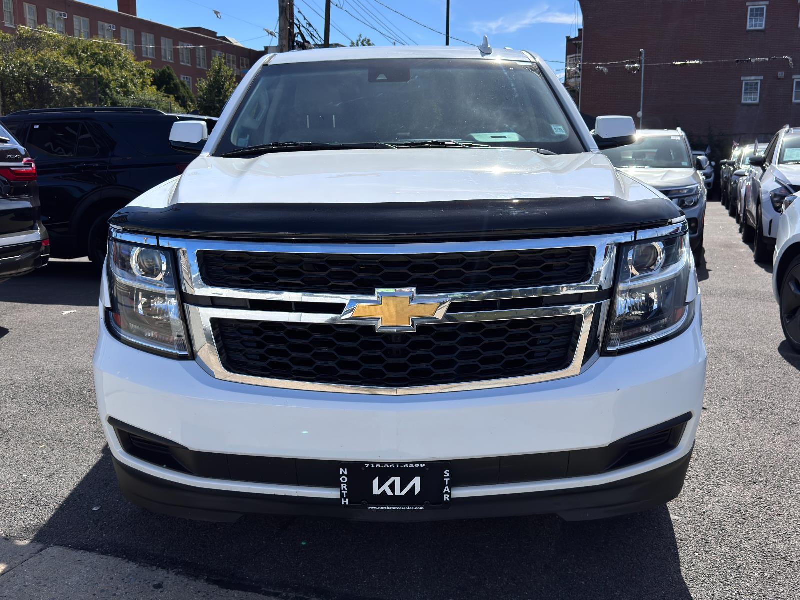 2019 Chevrolet Tahoe LT photo 2
