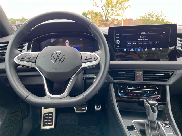 2025 Volkswagen Jetta 1.5T Sport photo 15