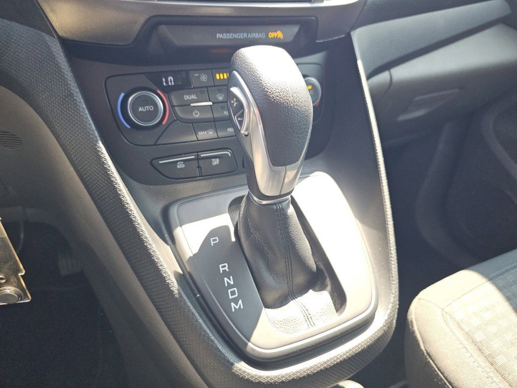 2020 Ford Transit Connect XLT photo 29