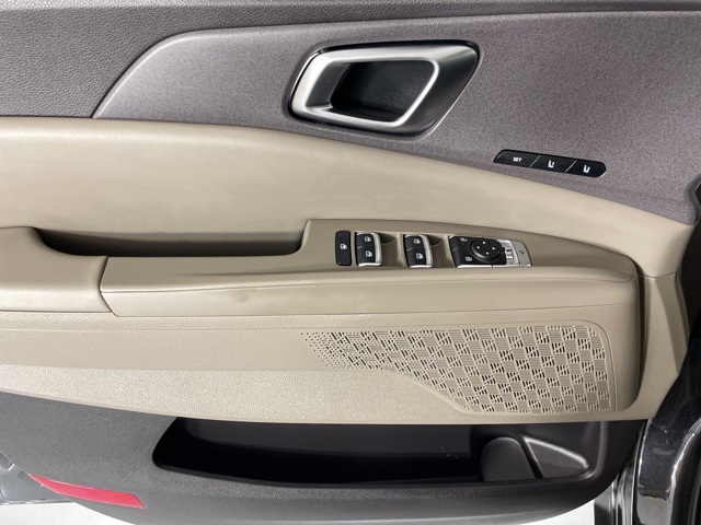2026 Kia Carnival EX photo 14
