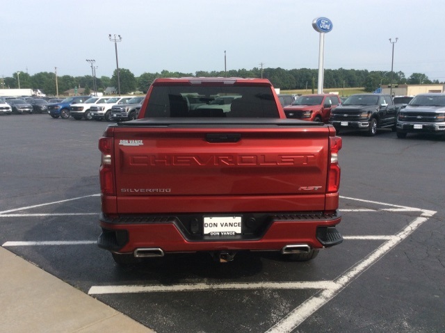 2021 Chevrolet Silverado 1500 RST photo 3