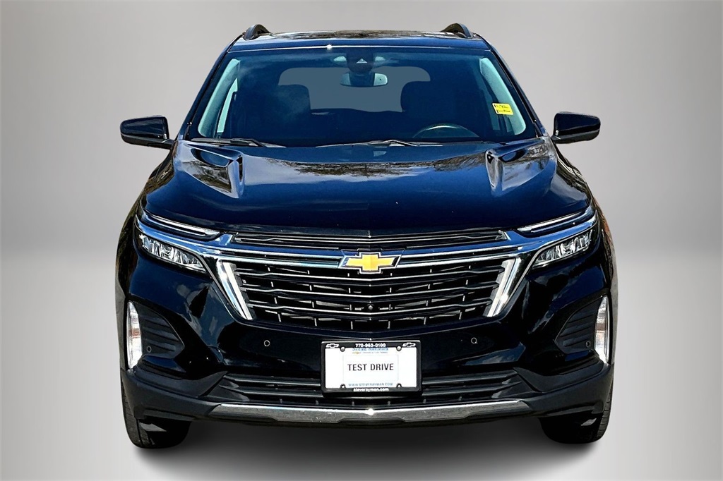 2022 Chevrolet Equinox LT photo 3