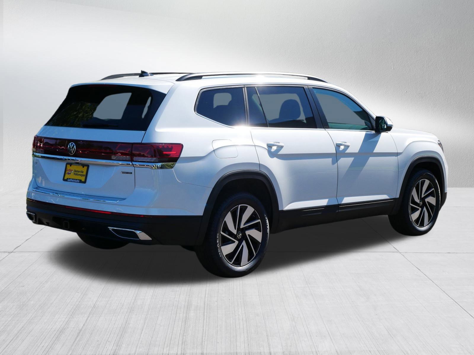 2026 Volkswagen Atlas SE Technology photo 4