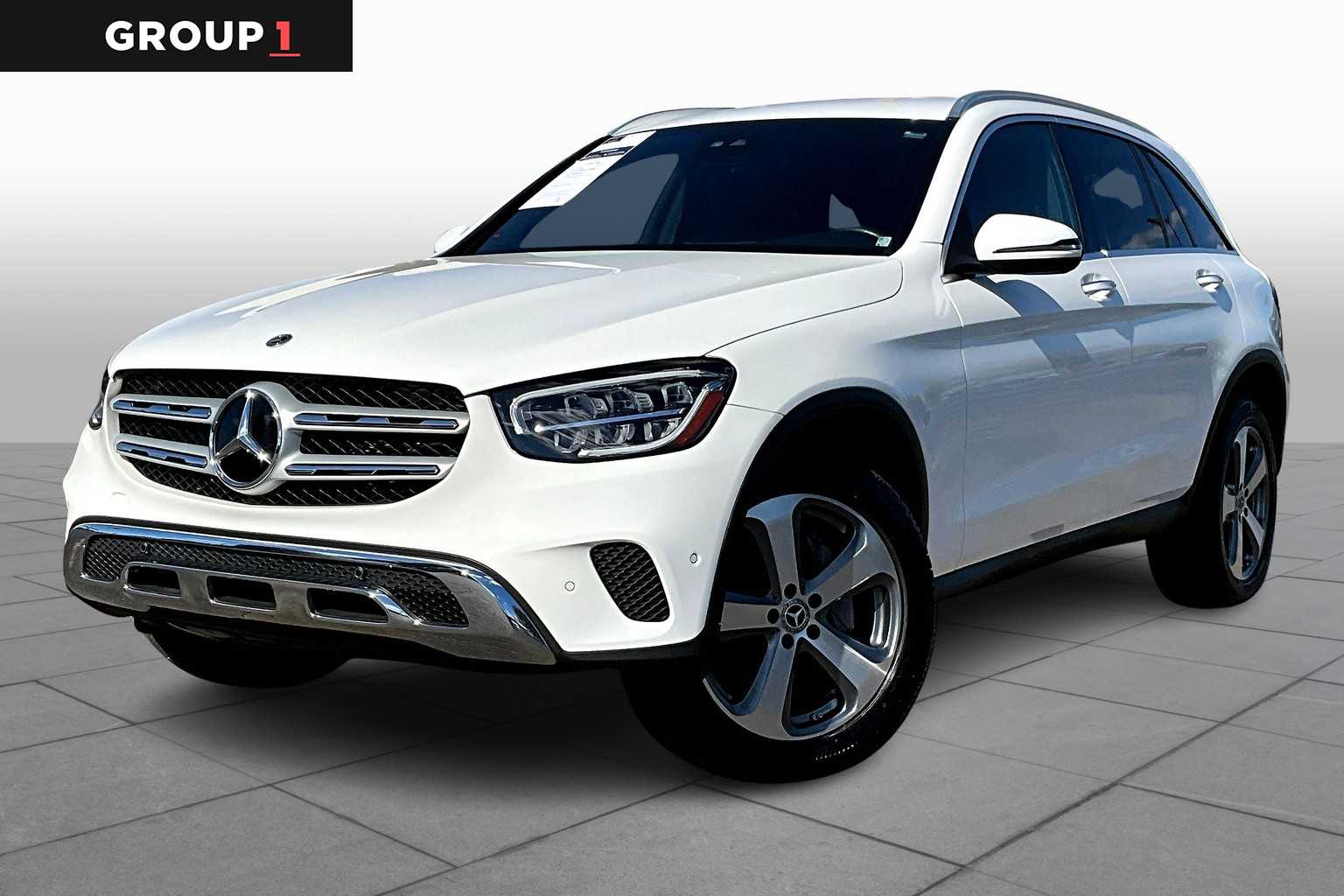 2022 Mercedes-Benz GLC GLC300's photo