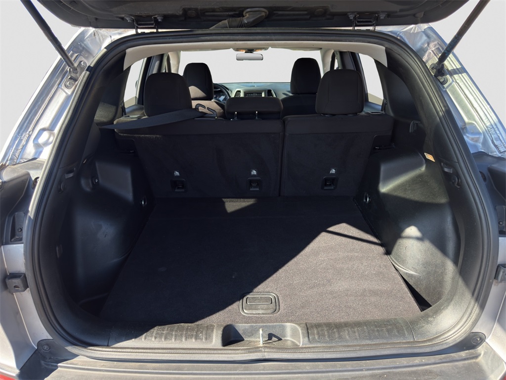2019 Jeep Cherokee Latitude photo 20