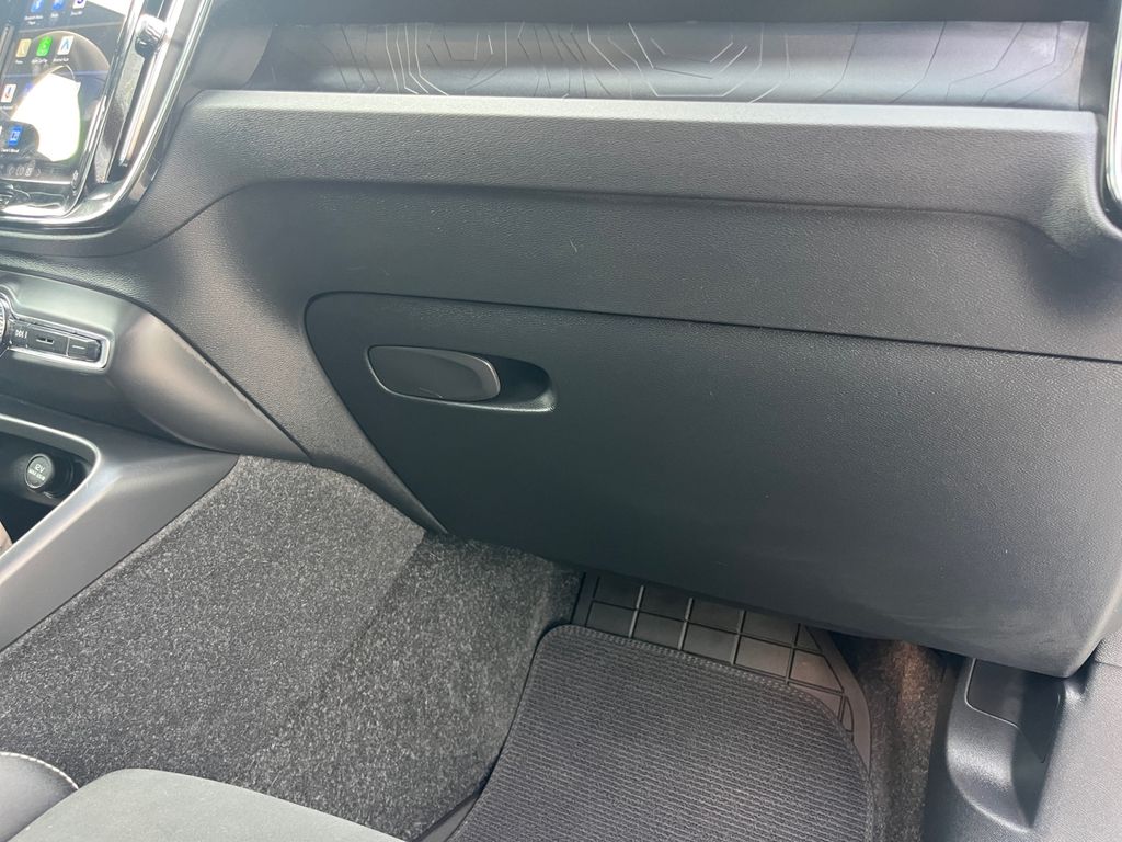 2024 Volvo XC40 Recharge Ultimate photo 22