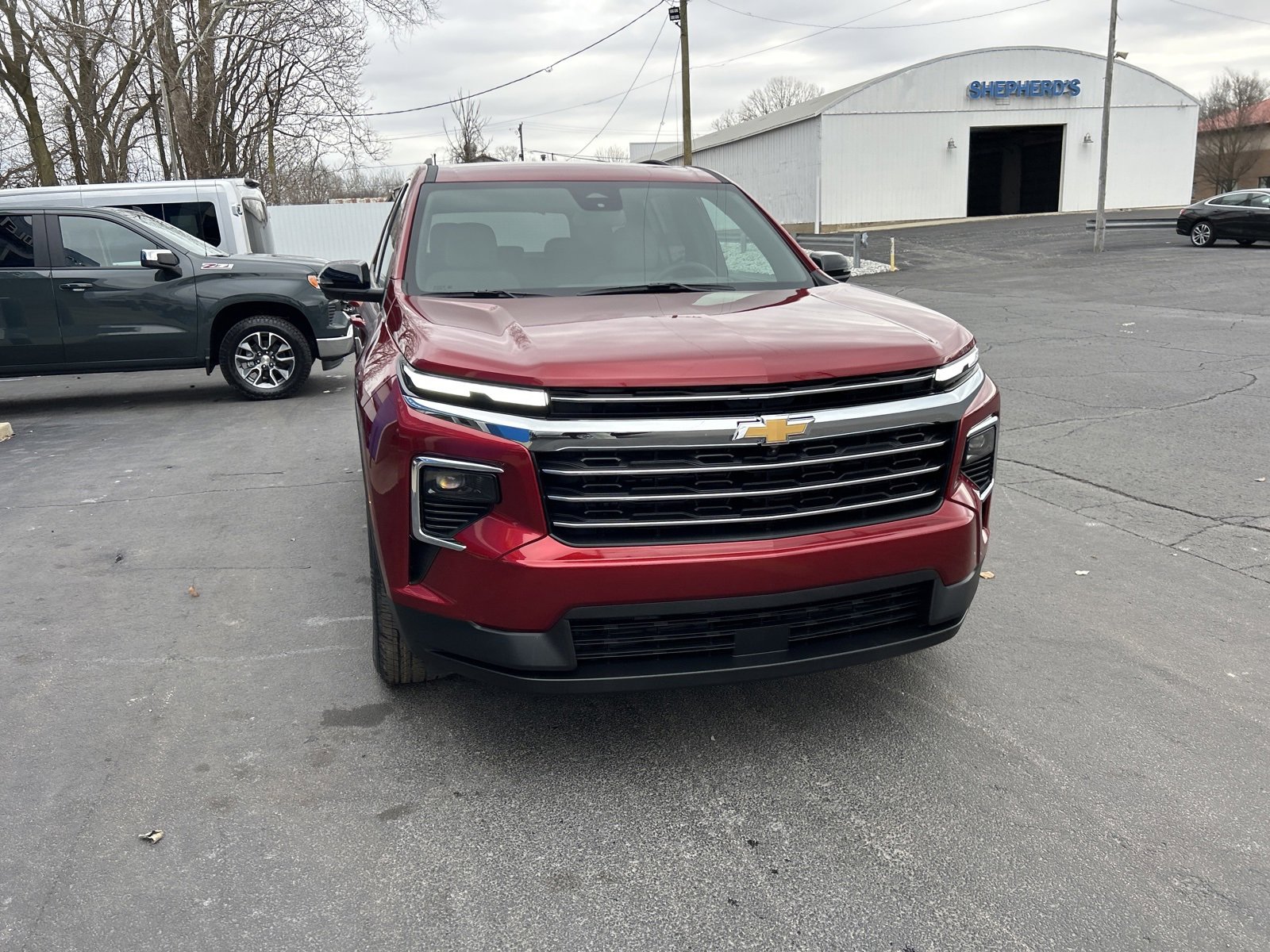 2025 Chevrolet Traverse photo 13
