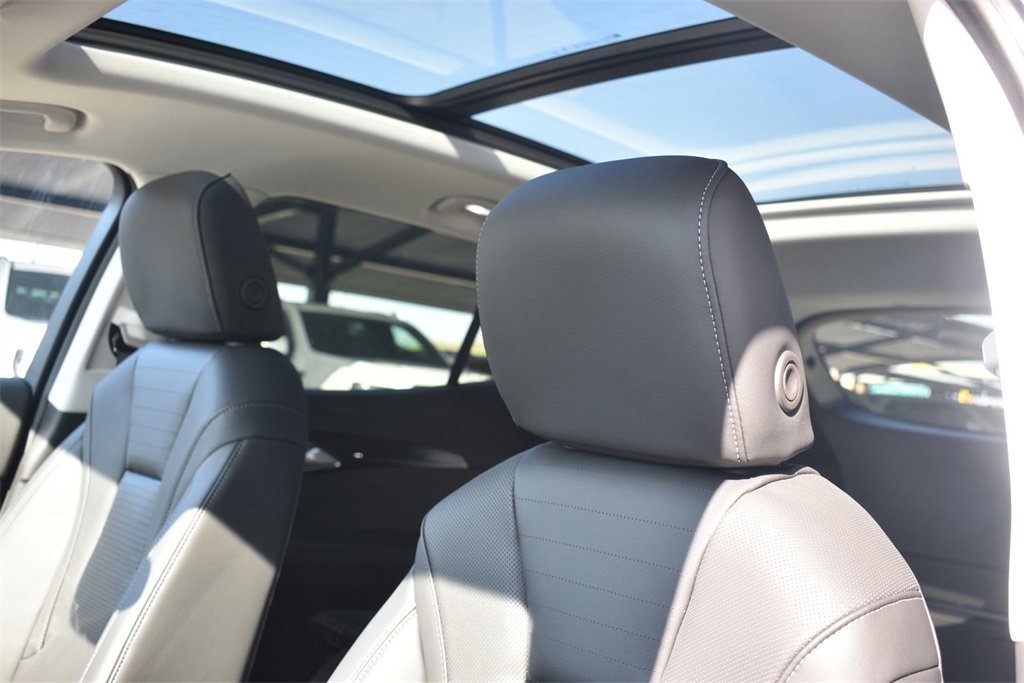 2025 Buick Envision Preferred photo 17