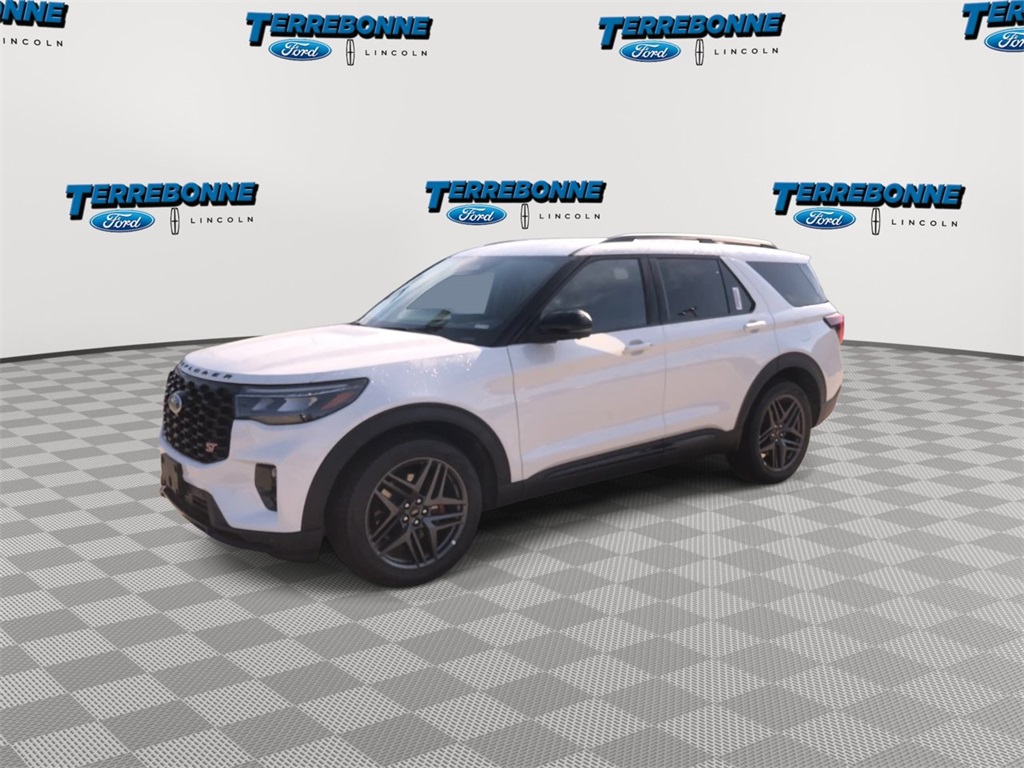 2025 Ford Explorer ST photo 3