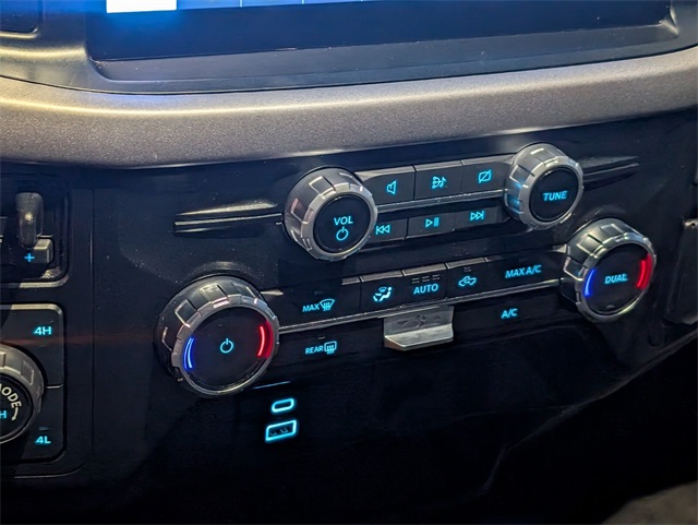 2024 Ford F-150 XLT photo 16
