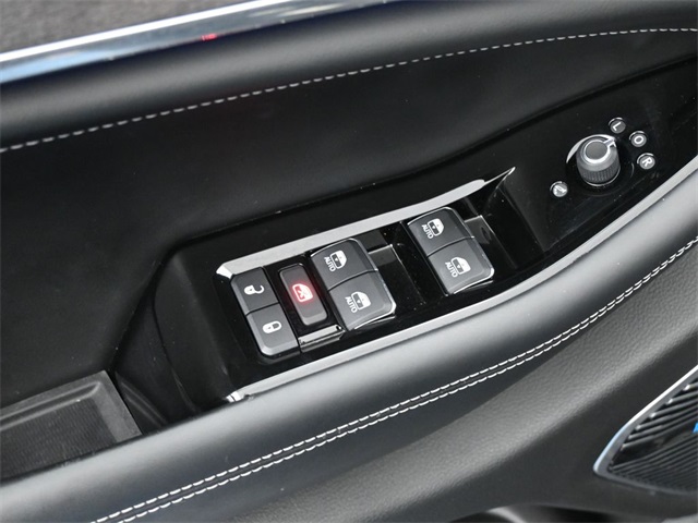 2022 Jeep Grand Cherokee Overland photo 21