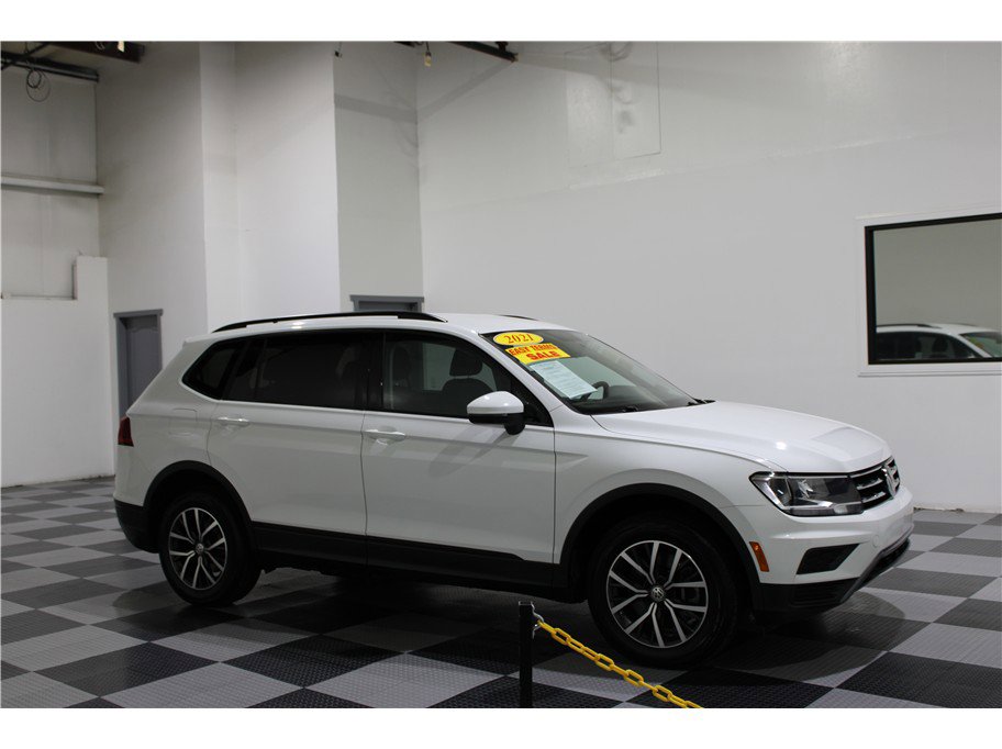 2021 Volkswagen Tiguan S's photo