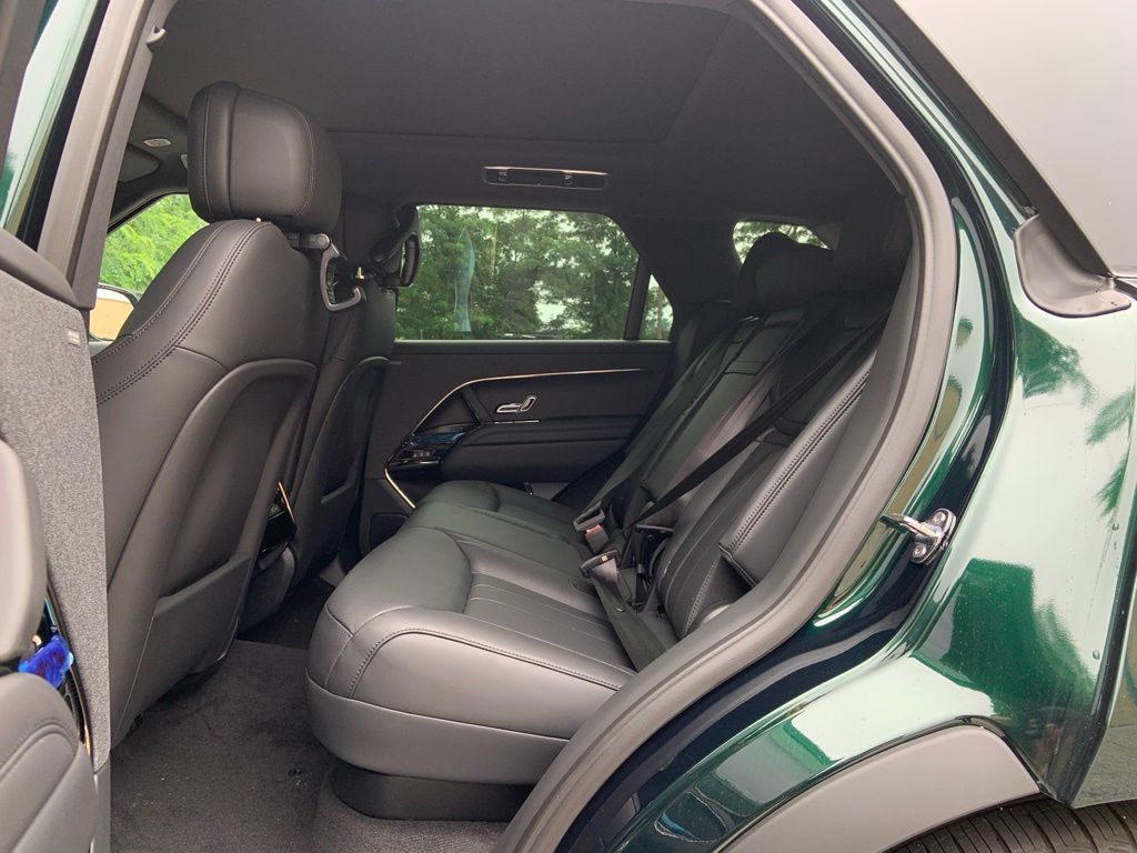 2025 Land Rover Range Rover Sport SE photo 13