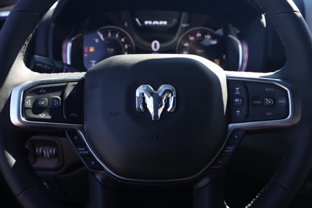 New 2026 Billet Silver Metallic Clear-Coat Exterior Paint RAM Big Horn/Lone Star image 23