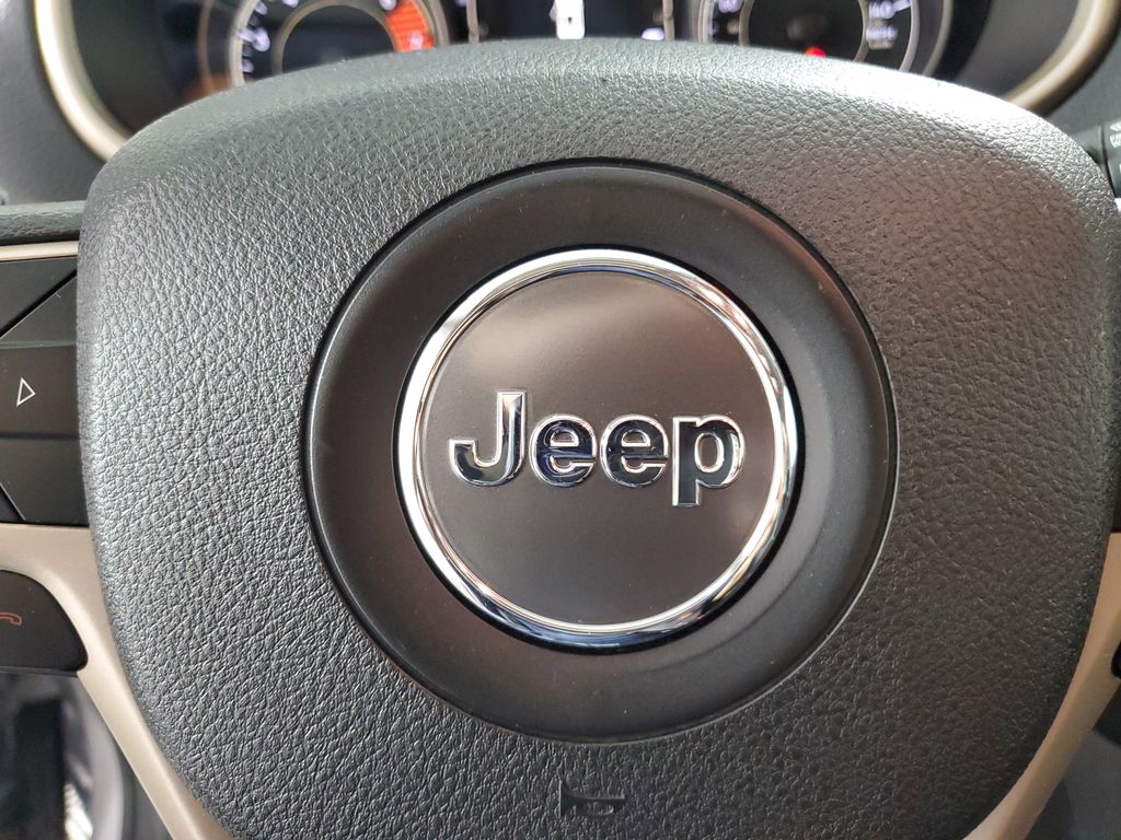 2018 Jeep Cherokee Latitude photo 21