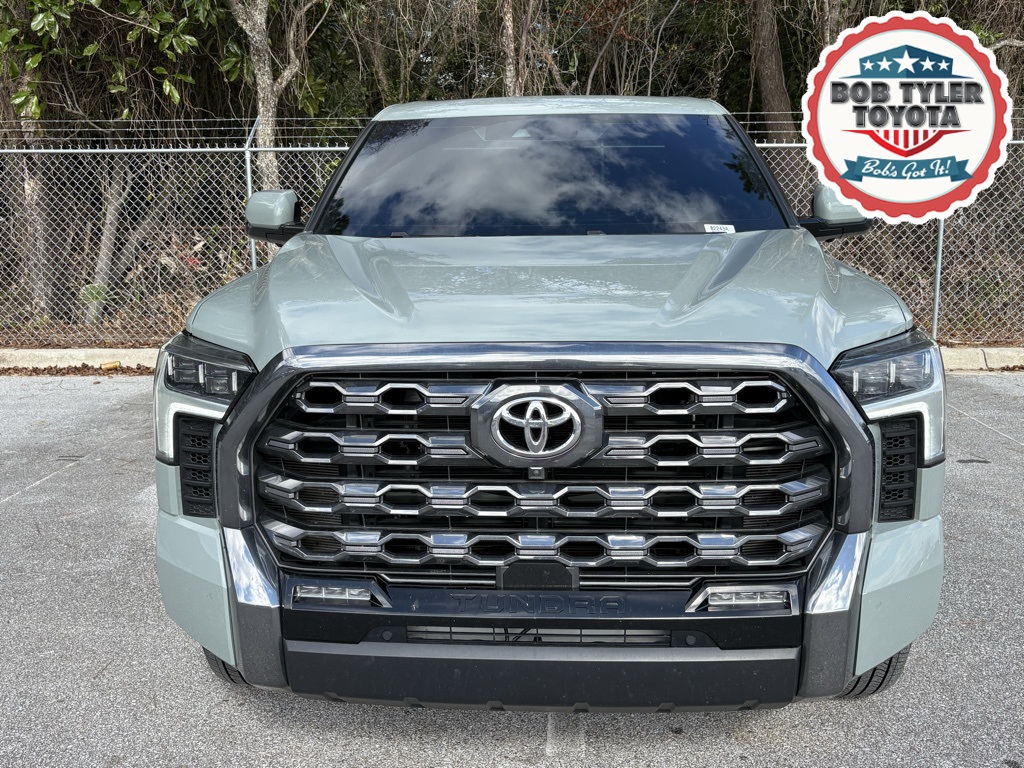 2024 Toyota Tundra Platinum's photo