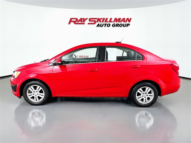 2015 Chevrolet Sonic LT photo 4