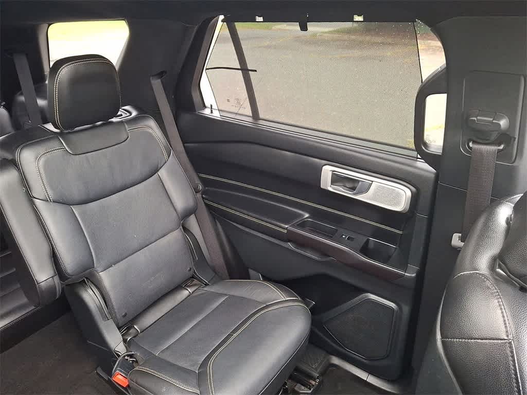 2020 Ford Explorer ST photo 14