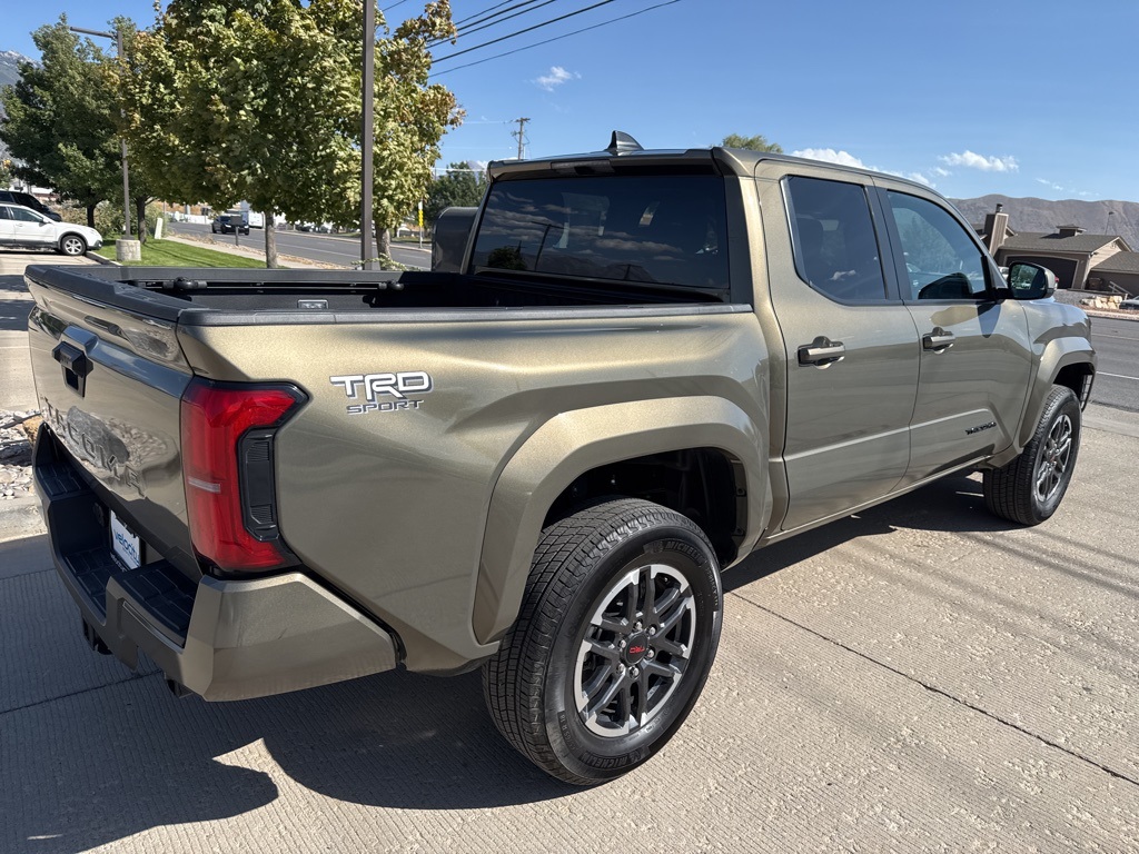 2024 Toyota Tacoma TRD Sport photo 3