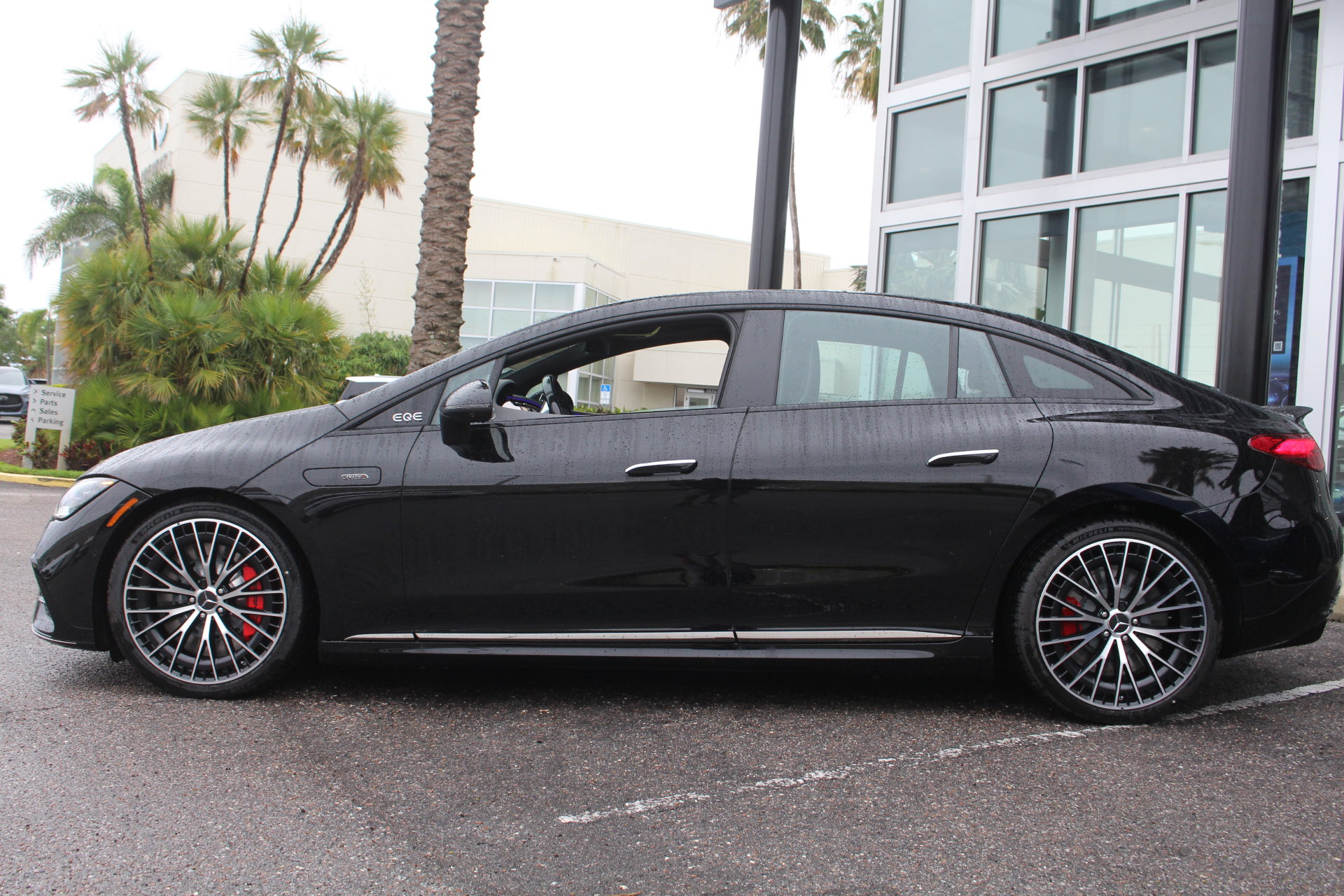 2025 Mercedes Benz EQE Sedan AMG photo 3