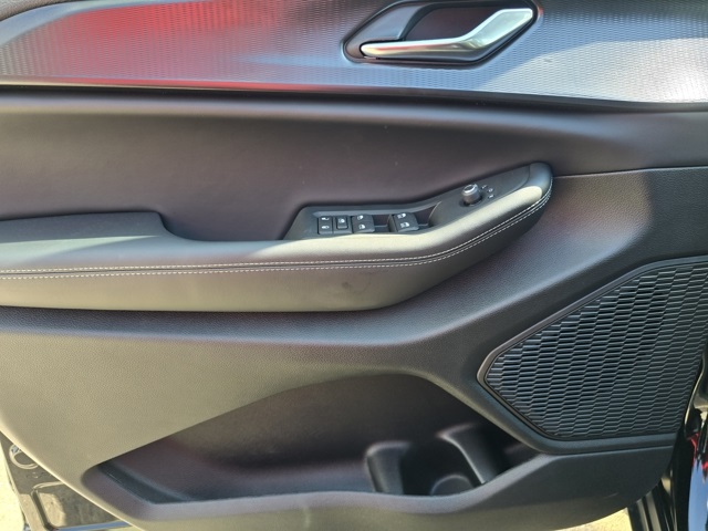 2025 Jeep Grand Cherokee Altitude photo 18