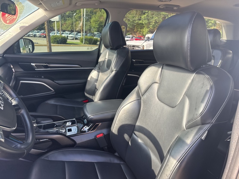 2024 Kia Telluride S photo 18