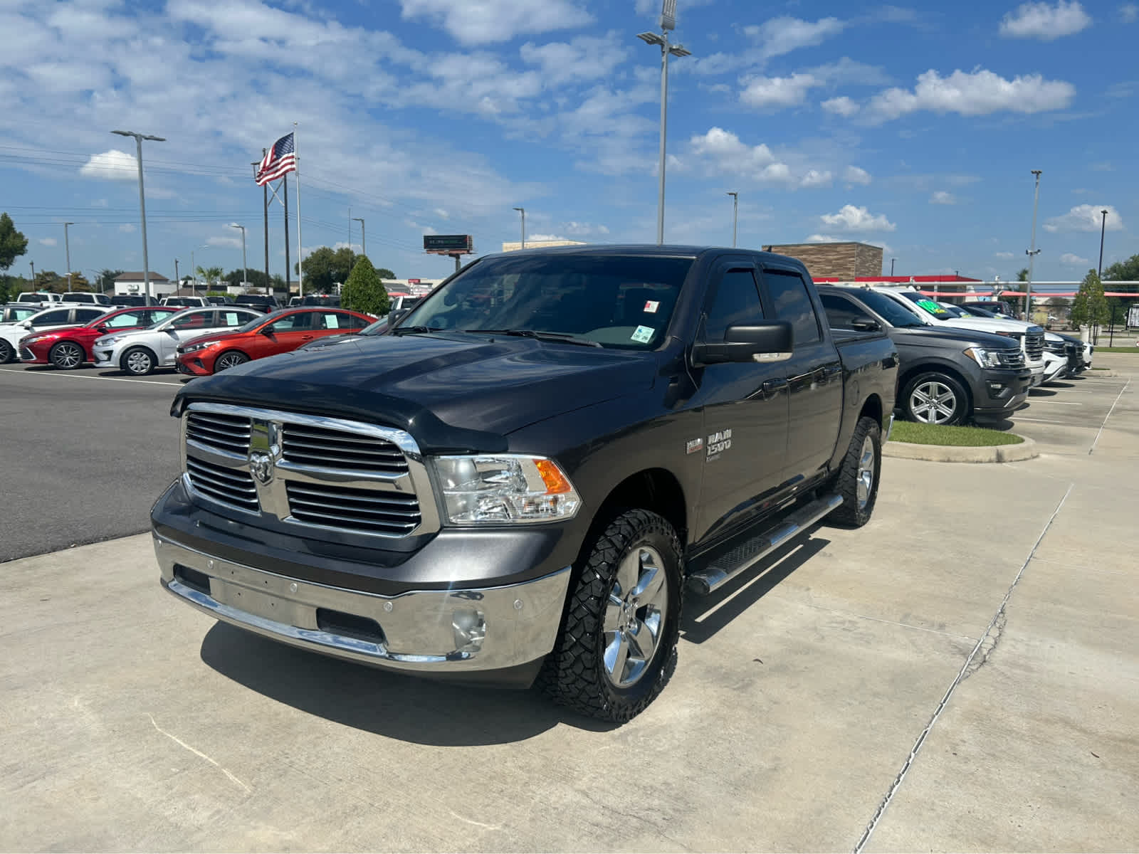 2019 Ram 1500 Classic Big Horn photo 4