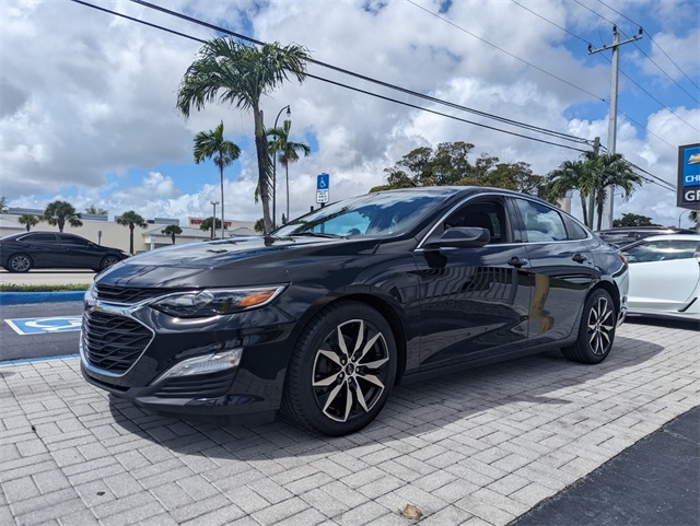 2022 Chevrolet Malibu RS photo 4