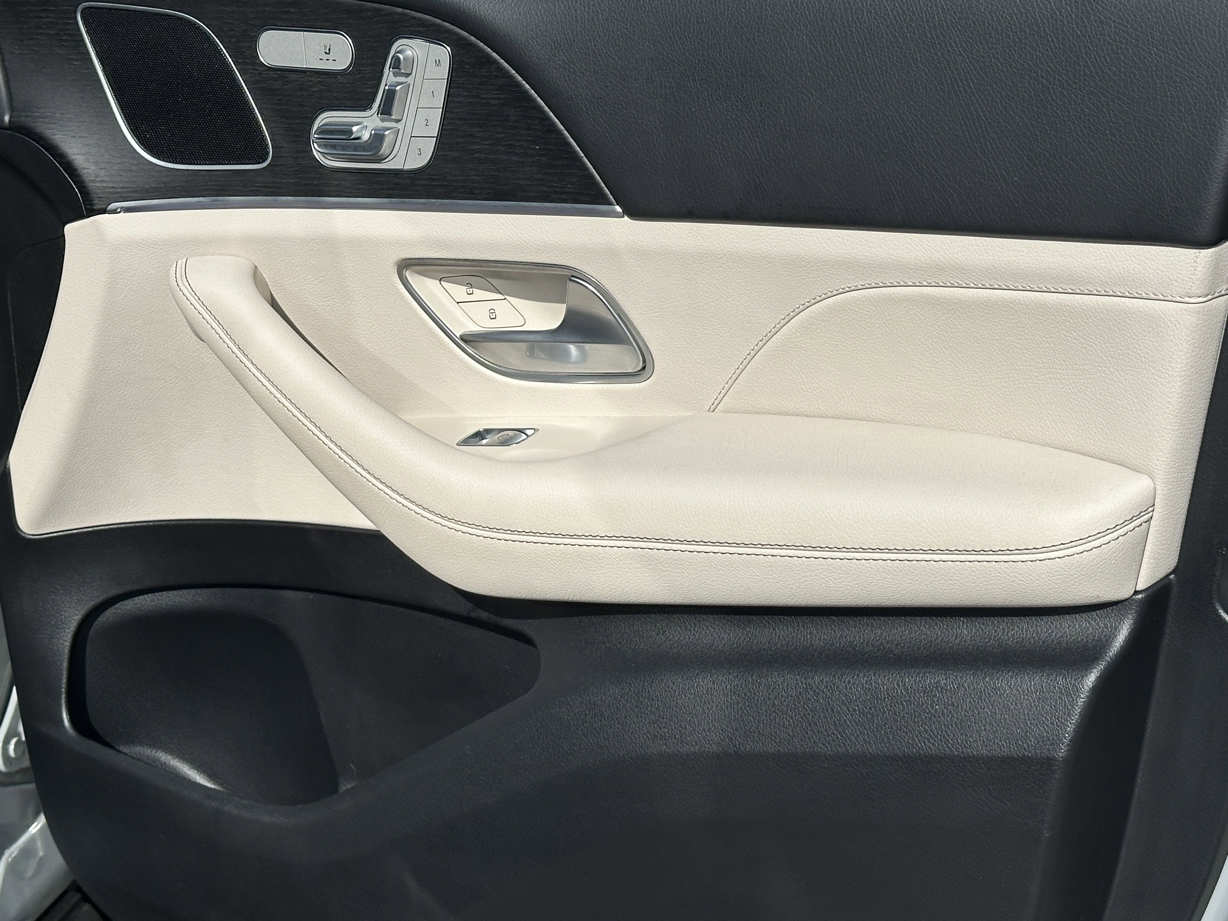2024 Mercedes Benz GLE 350 4MATIC photo 7
