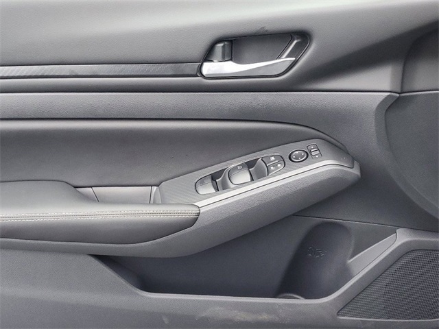 2025 Nissan Altima SV Special Edition photo 7