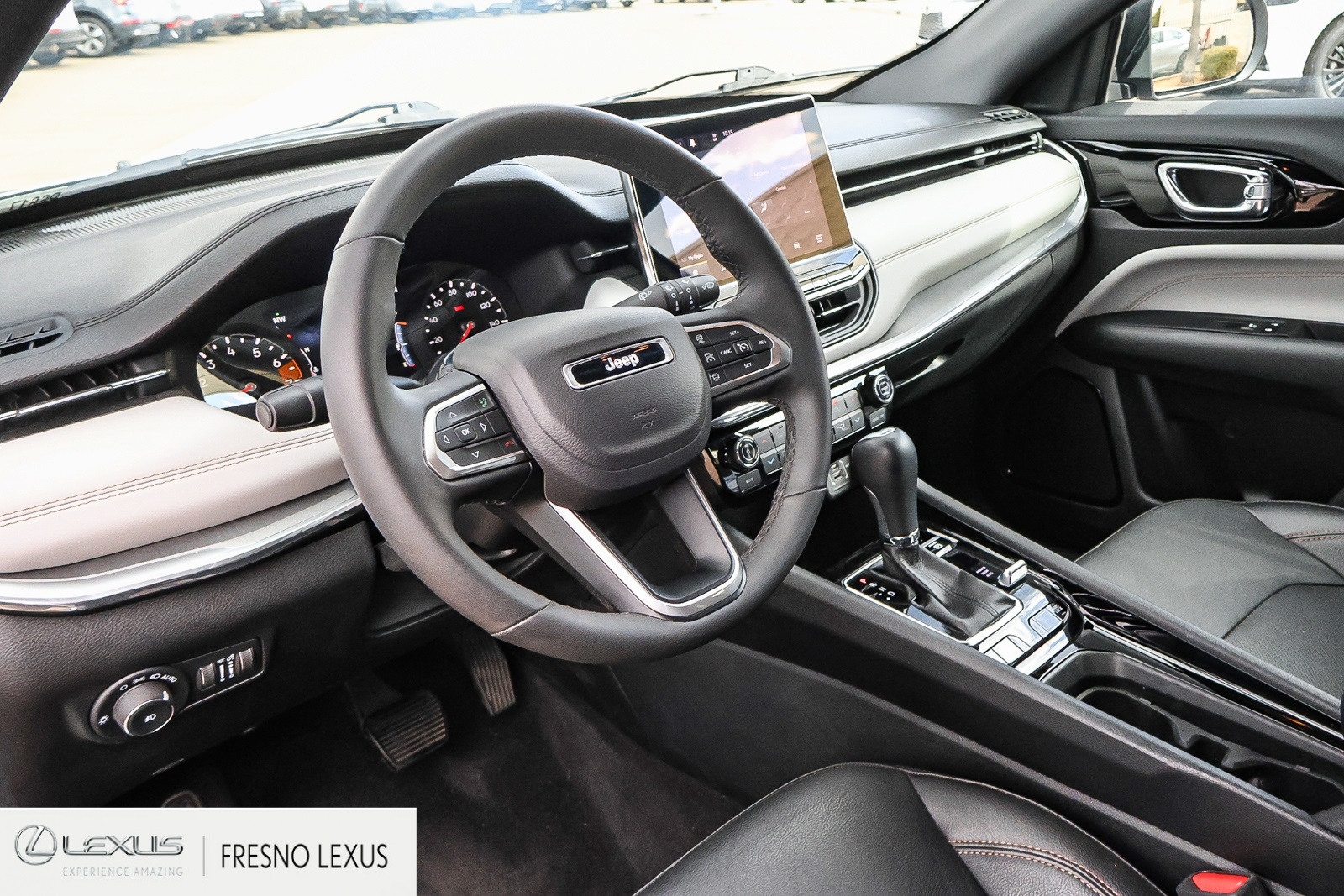 2023 Jeep Compass Limited photo 15