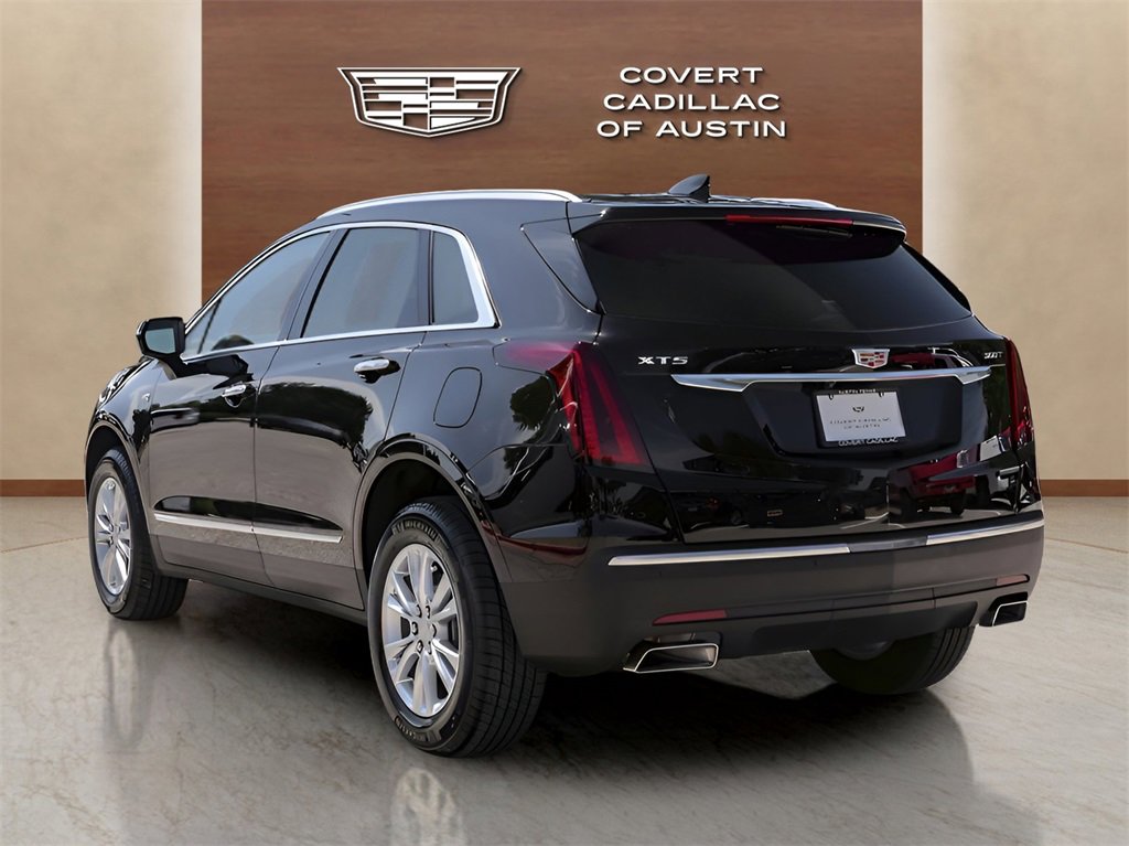 2025 Cadillac XT5 Luxury photo 3