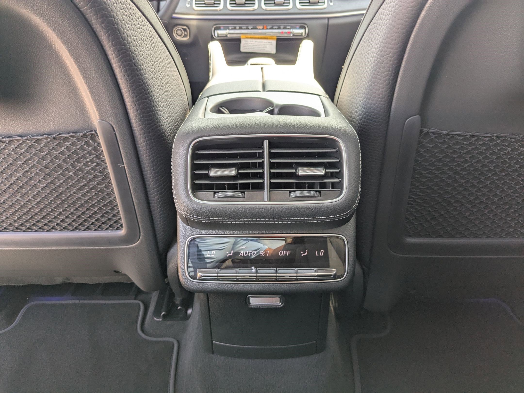 2026 Mercedes Benz GLS 450 4MATIC photo 26