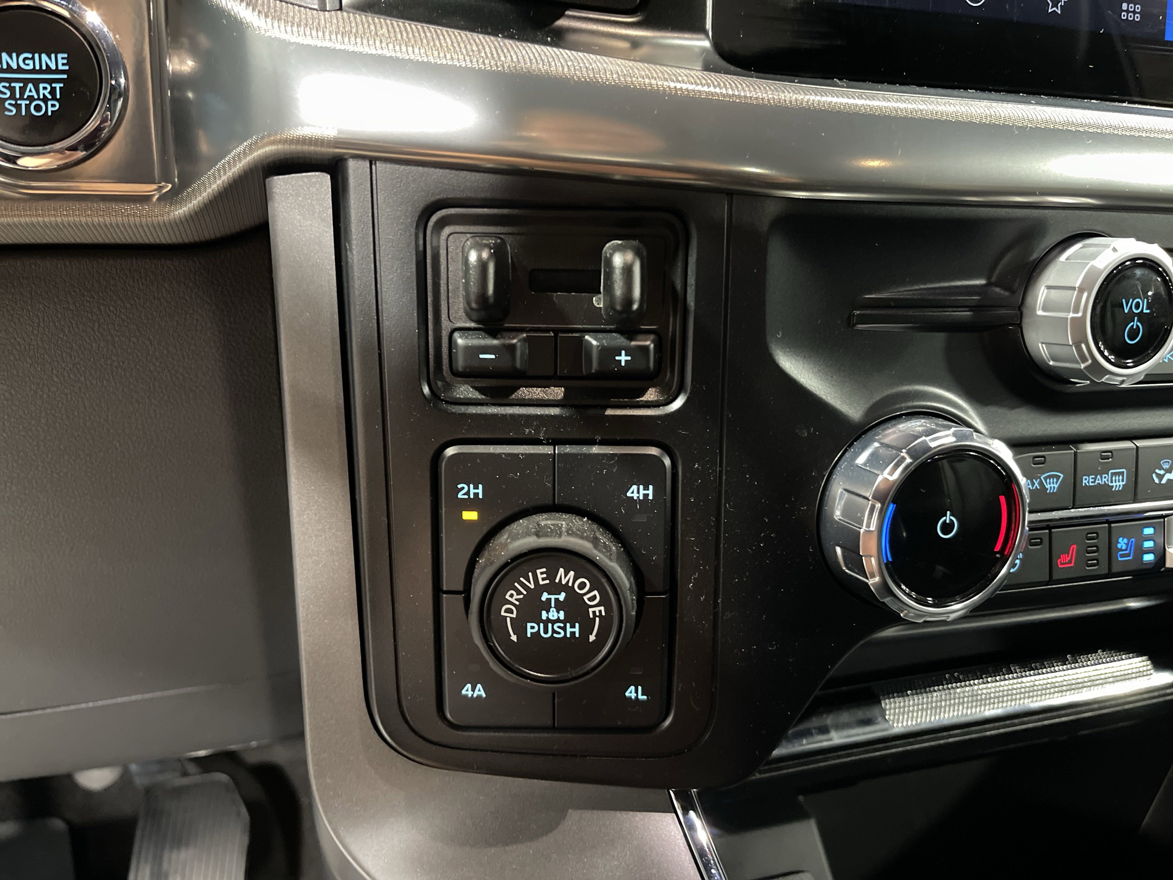 2024 Ford F-150 Lariat photo 4