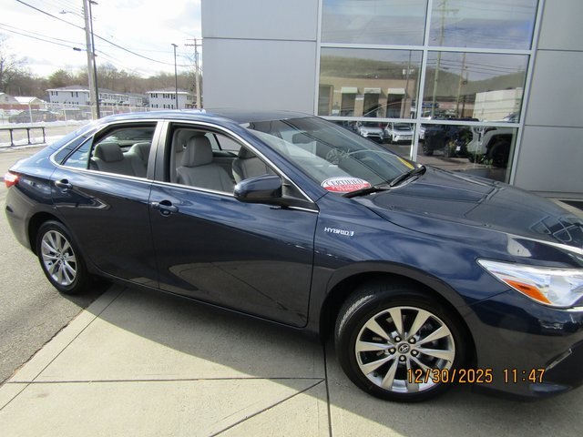 2017 Toyota Camry XLE Hybrid