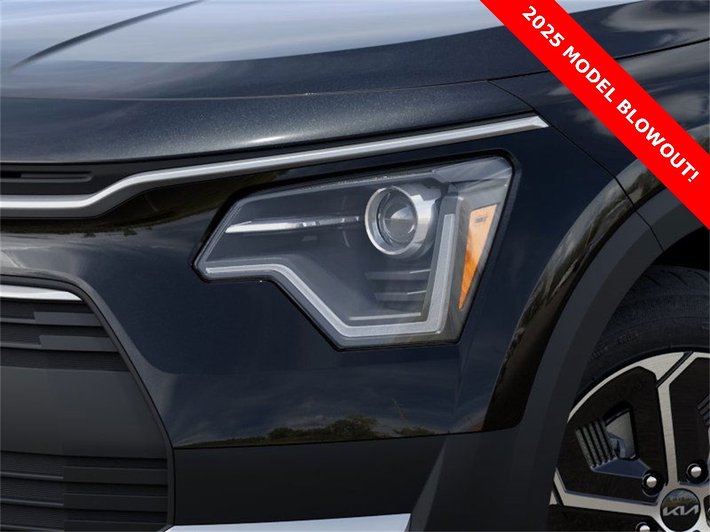 2025 Kia Niro EX photo 2