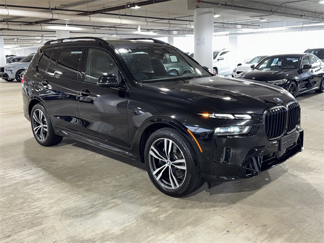2024 BMW X7 Base's photo