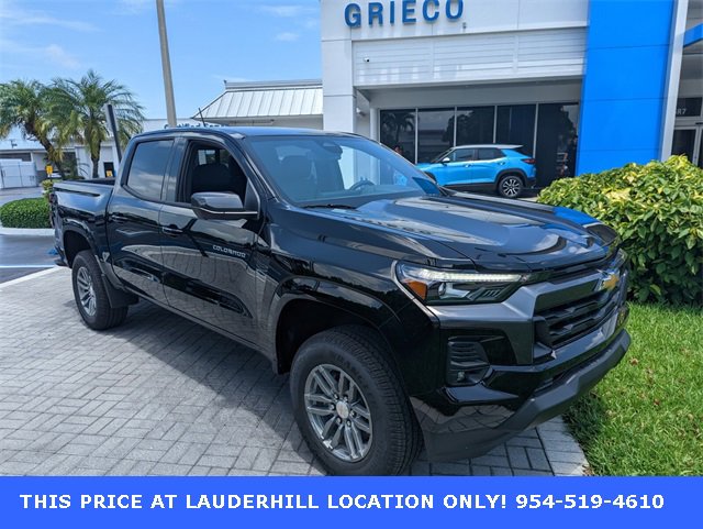 2025 Chevrolet Colorado Work Truck LT photo 2