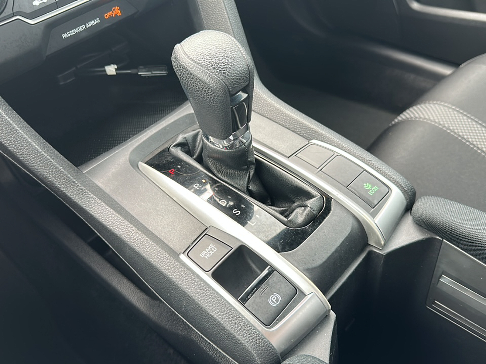 Used 2019 Lunar Silver Metallic Honda LX image 30