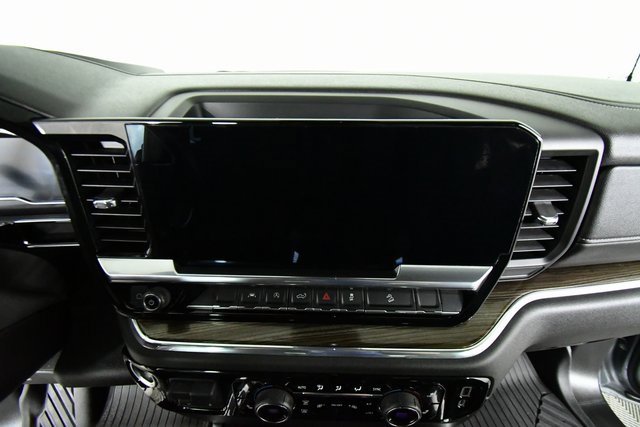 2023 Chevrolet Silverado 1500 RST photo 3
